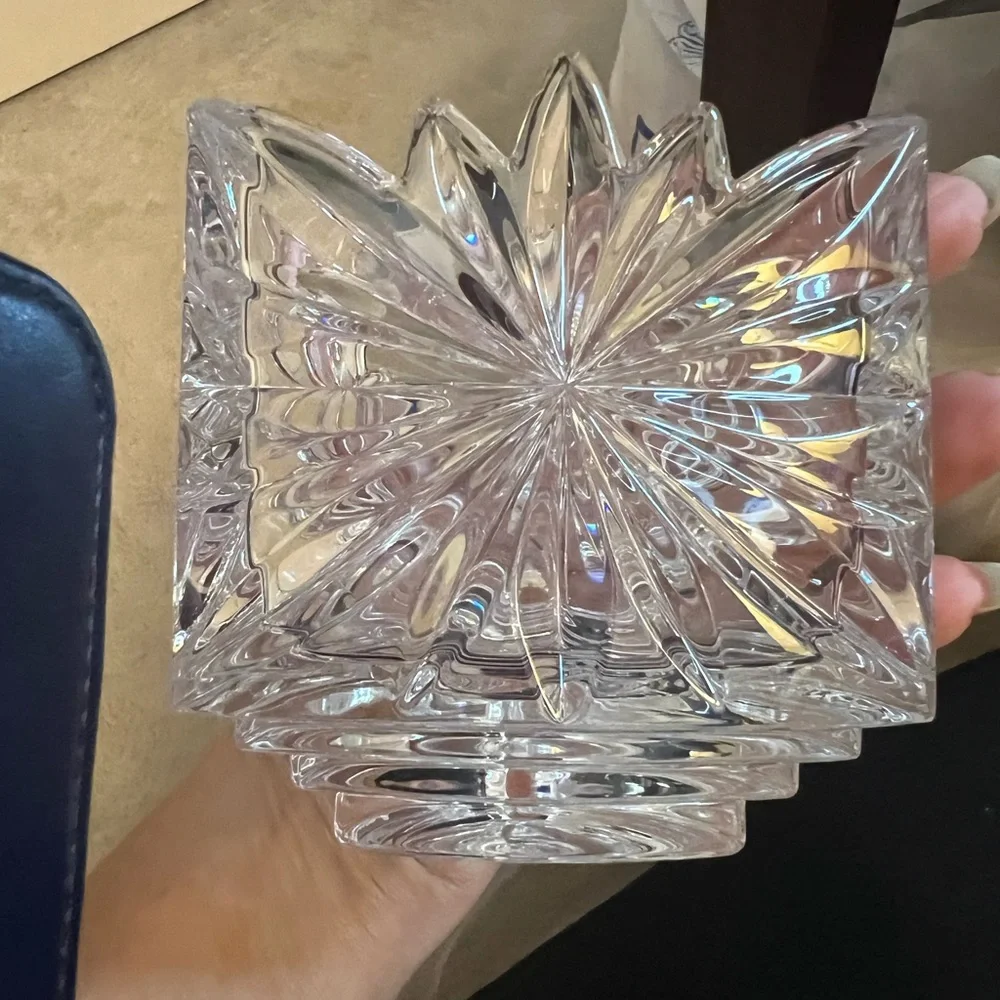 Crystal‎ vase small
